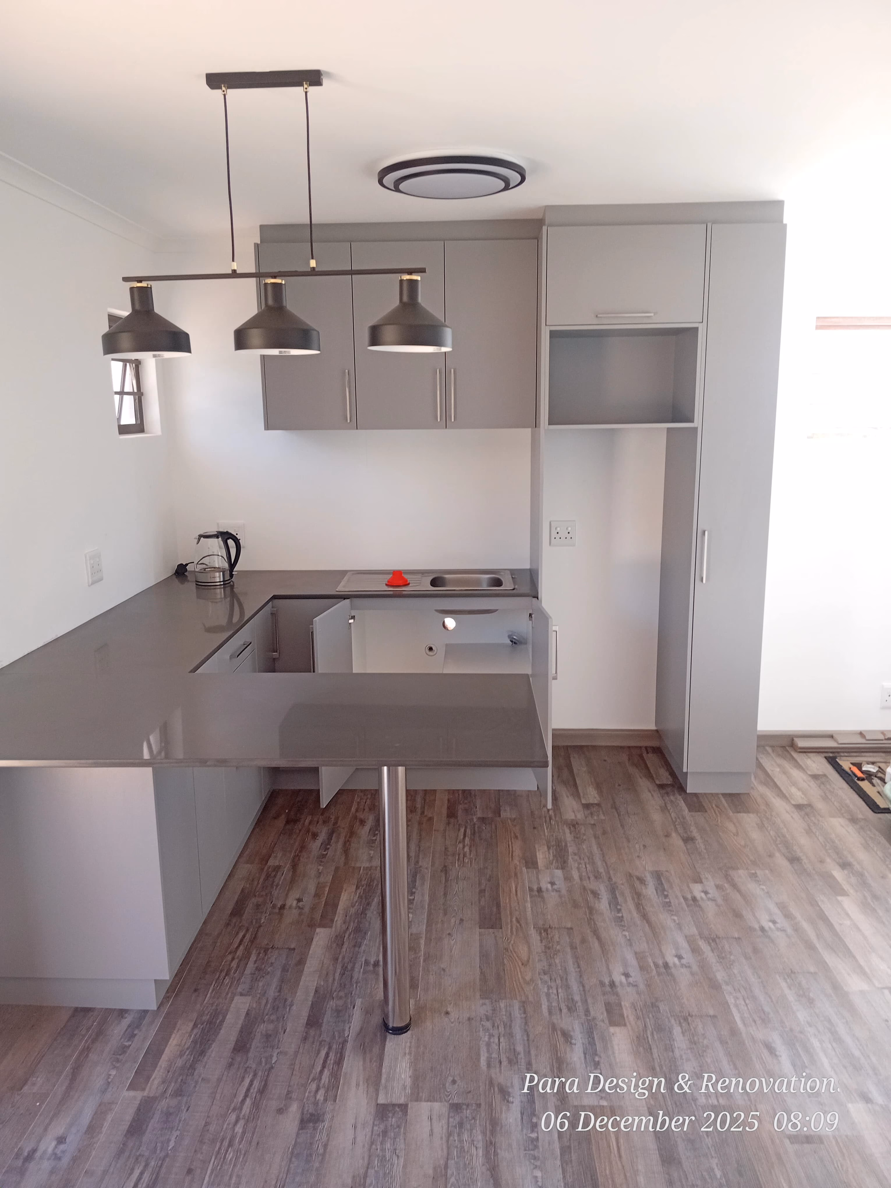 Bathroom tiling and waterproofing work